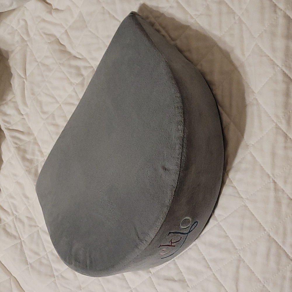 Wedge pillow